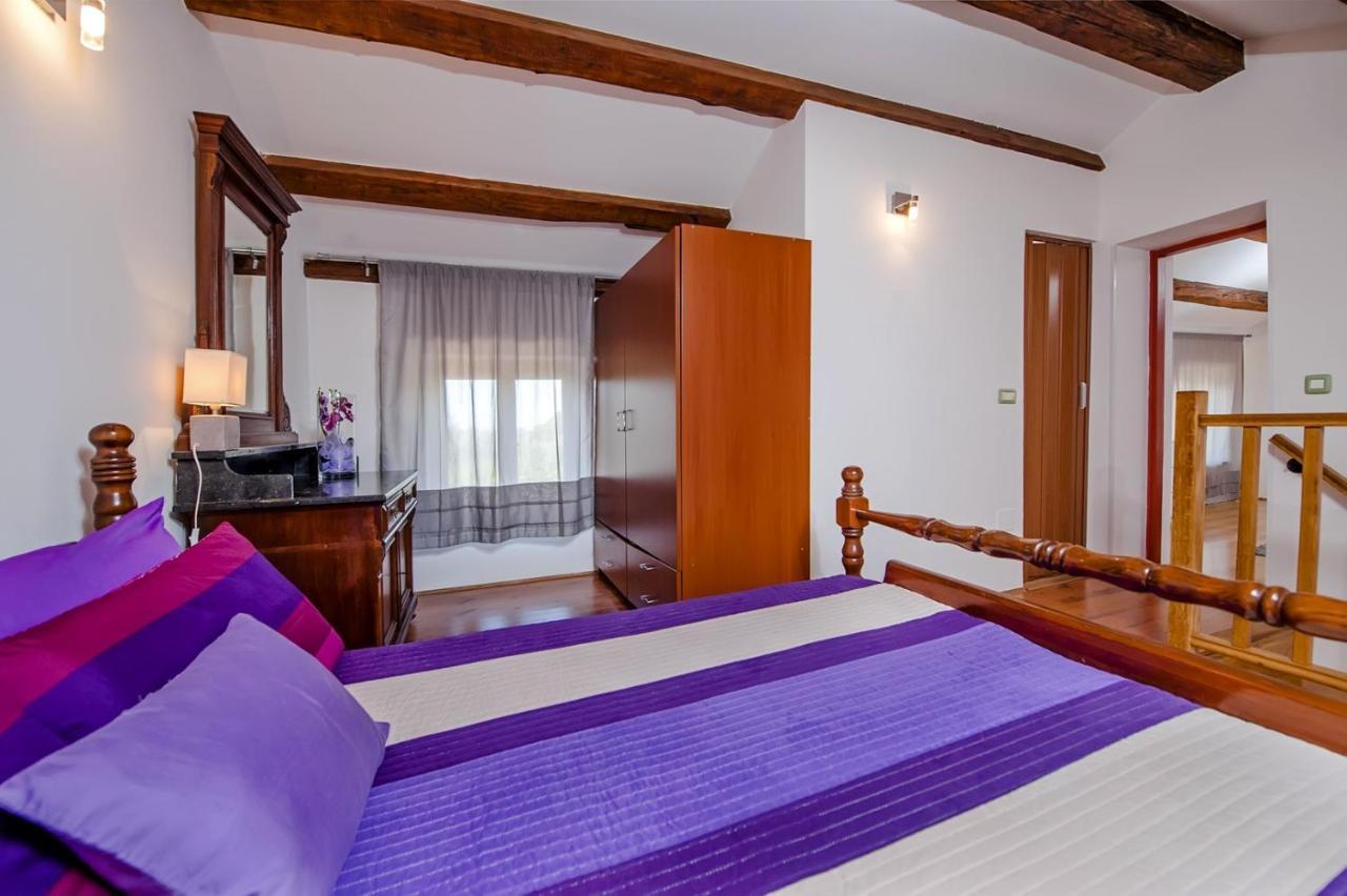 Holiday Apartment Daria 20 Ρόβινι Εξωτερικό φωτογραφία